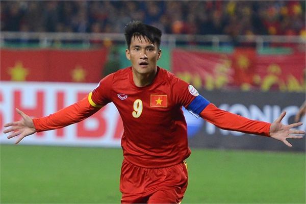 Công Vinh và Văn Thanh có tên trong đội hình tiêu biểu AFF Cup